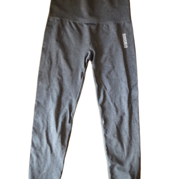 GYMSHARK SIZE 4 LEGGINGS - Picture 1 of 1